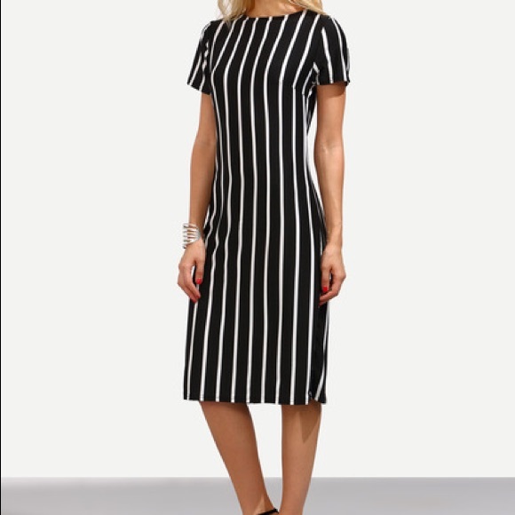 LAST 3‼️BLACK Vertical Striped- Dress - Picture 2 of 8